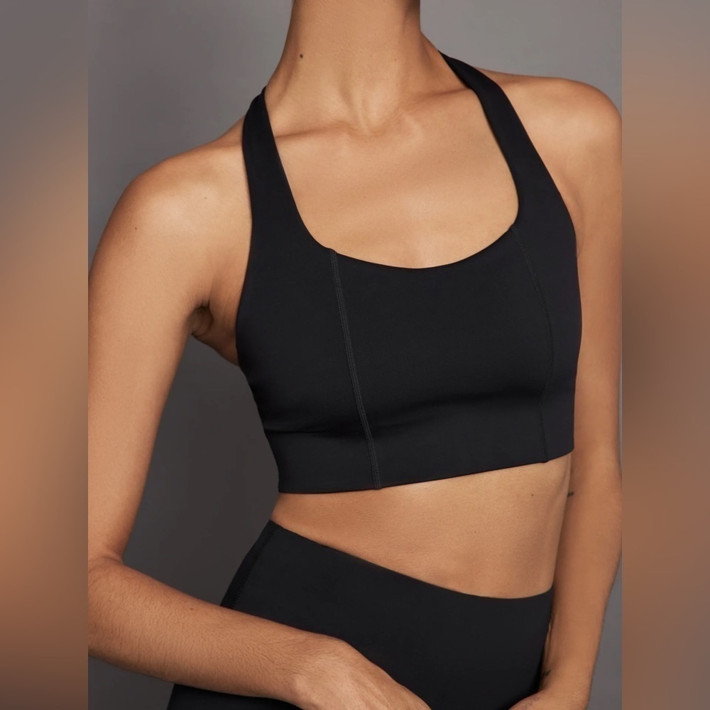 Carbon38 T Back Bra in Diamond Compression Black